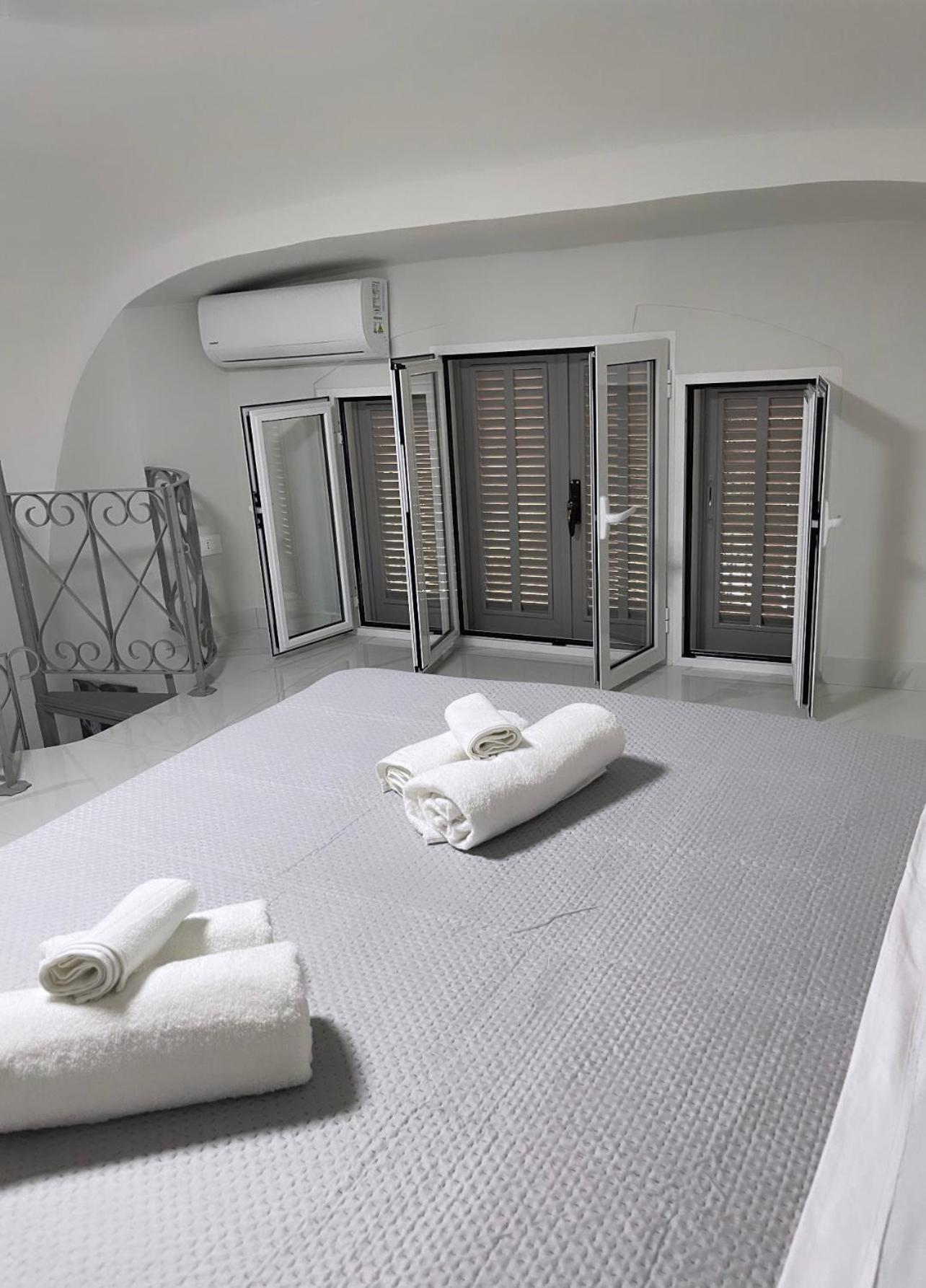 Appartamento Casa Mrgio Napoli Esterno foto